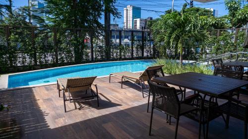 Pina Apartment | Family-Friendly Edf. Parque Shopping with Pool Access