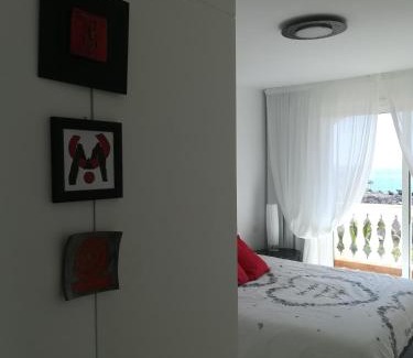 Los Cristianos Apartment | Oceanfront Paradise at Parque Tropical I - Rated 9/10!