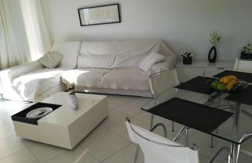 Los Cristianos Apartment | Oceanfront Paradise at Parque Tropical I - Rated 9/10!