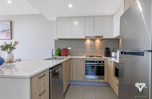 Sydney Apartment | Comfortable Parramatta 2 Bed Apartment with Parking