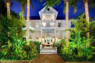 Key West Resort | Discover Parrot Key Hotel & Villas: Oceanfront Retreat Awaits