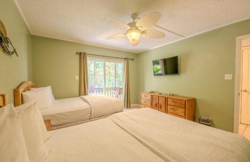 South Padre Island Apartment | Colorful 1BR Oasis with Ocean View Near the Beach