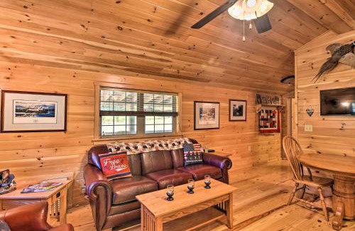 St George House | Pet-Friendly Cabin with Fire Pit & Scenic River Access