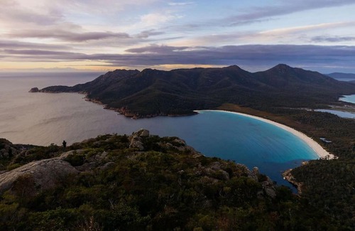 Freycinet House | Parsons Cove Beach House: Ocean View with Private Beach Access