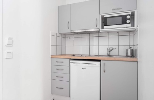 Rotebro Apartment | Cozy Home Away From Home: Part-Time Retreat in Rotebro