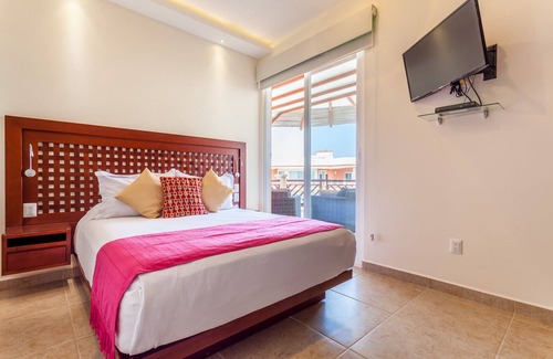 San Pedro Mixtepec Resort | Cozy 2 Bedroom Residence with Ocean Views & Resort Amenities