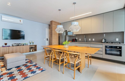 Agronomica Apartment | Beautiful Partial Sea View with Pool in Prime Location