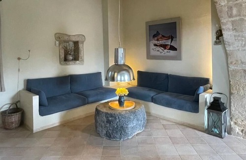 Faistos Villa | Particularly attractive and comfortable house in authentic Greek style with swimming pool