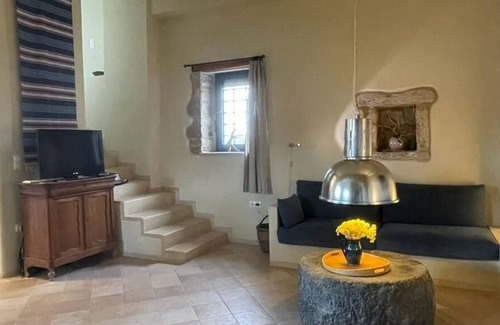 Faistos Villa | Particularly attractive and comfortable house in authentic Greek style with swimming pool