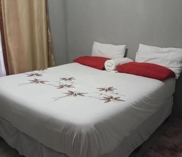 Maun Apartment | Family-Friendly Getaway at Partulaka Rest Inn - 9/10 Rated