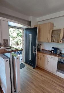 Xanten Apartment | Unforgettable Stay at Parva Domus with Pool & Breakfast