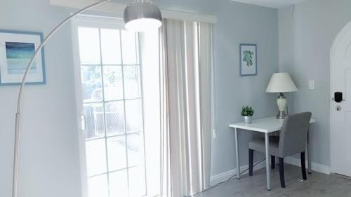 East Pasadena House | Inviting Pasadena Suite with Private Entrance and Kitchen