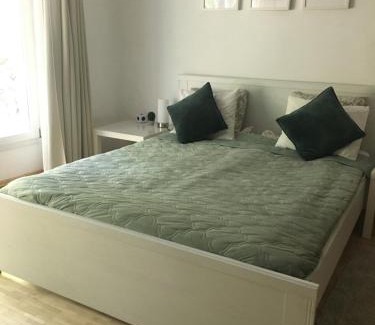 Torokvesz Apartment | Explore Pasarét Studio: Pet Friendly & High Guest Satisfaction
