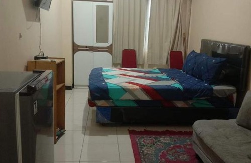 Senen House | Cozy Retreat at Pasar Senen Permai Guest House