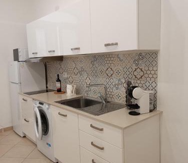 Mola di Bari House | Top-Rated Pascasio17: Perfect for Family Getaways