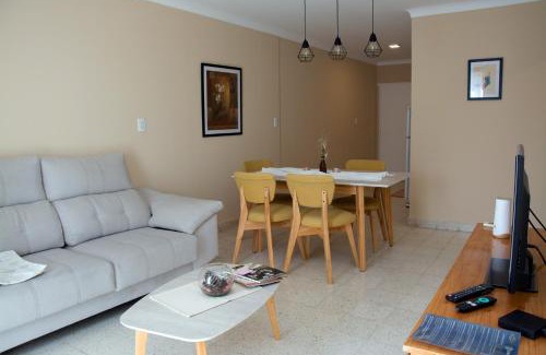 Azul Hotel | Paseo Bolivar Hotel: Family-Friendly with Breakfast Included