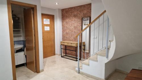 Santiago House | Pet-Friendly Getaway at Paseo de la Ribera, Córdoba
