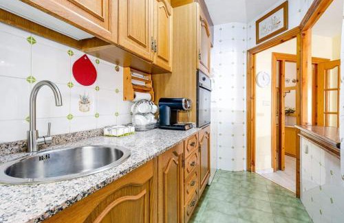 El Moncayo Apartment | Beachside Apartment in Guardamar - Rated 9.2/10 by Guests