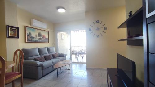 El Moncayo Apartment | Beachside Apartment in Guardamar - Rated 9.2/10 by Guests