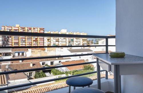 Torre del Mar Apartment | Highly Rated Paseo Larios Torre del Mar: Family & Pet Friendly