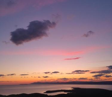 Loviste House | Exceptional Pasika: Pet-Friendly Hotel with Ocean Views