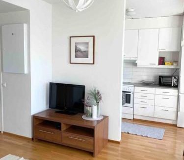 Pasila Apartment | Modern Pasila Flat: Centrally Located & Family Friendly