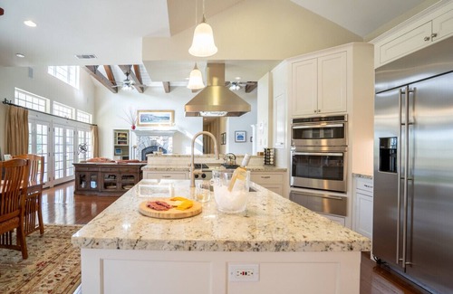 Paso Robles House | Discover Paso Robles Nut House: A Unique Ranch Retreat