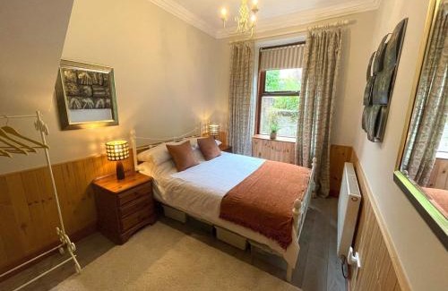 Dumfries Apartment | Discover Pass the Keys Apartment in Prime Central Location