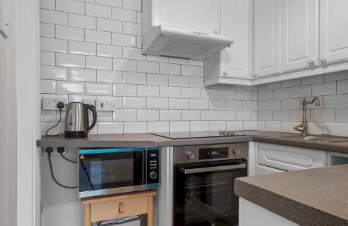 Newland Near Ulverston Apartment | Pass the Keys Bright Town-Centre Flat with Outdoor Area