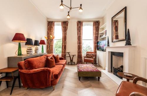 St. Helen's Apartment | Pass the Keys Charming 3-Bedroom Flat in Iconic Notting Hill