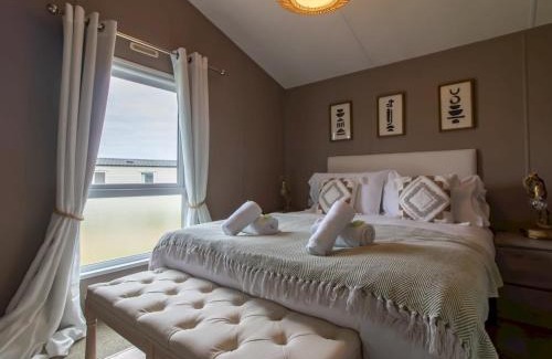 Whitley Bay House | Pass the Keys Cozy 2-Bed Lodge by the Sea – Whitley Bay Retreat