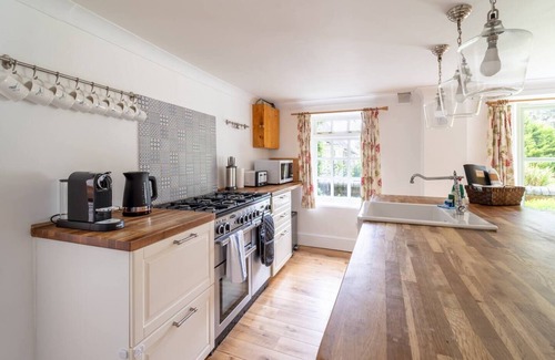 Whichford House | Discover Unicorn Cottage: Your Ideal Cotswold Retreat