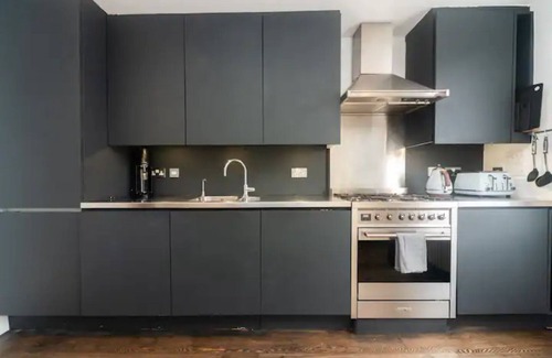 Harrow Road Apartment | Stylish 3-Bed Duplex Apartment Steps from Notting Hill
