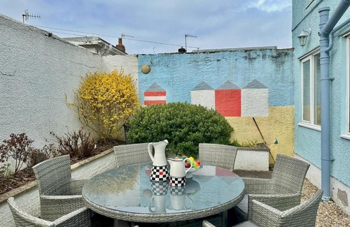 Mumbles House | Cozy Cottage Retreat in the Heart of Mumbles