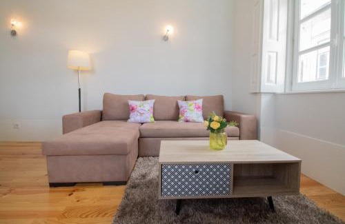 Viana do Castelo Apartment | Central Avenue Apartment with Elevator - 10/10 Guest Rated
