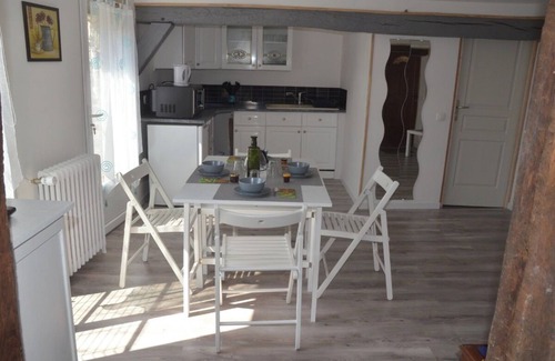 Saint-Marcel Apartment | Experience Gîte Agapanthes: Family-Friendly Retreat Near Giverny