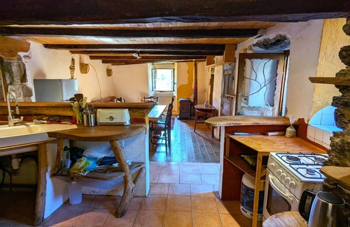 Malons-et-Elze House | Passiflore Gîte