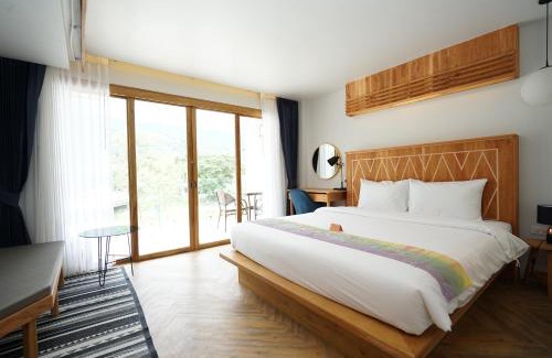Kamlon Hotel | Comfortable Stay at Passion Resort Kiriwong with Dining