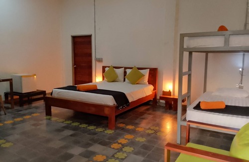 Taphul Village Area Hostel | Guest Rated 10/10: Passport Villa with Pool & Restaurant