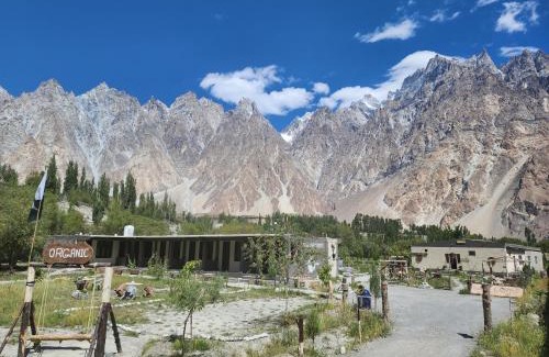 Hunza Hotel | Passu Cones Hotel