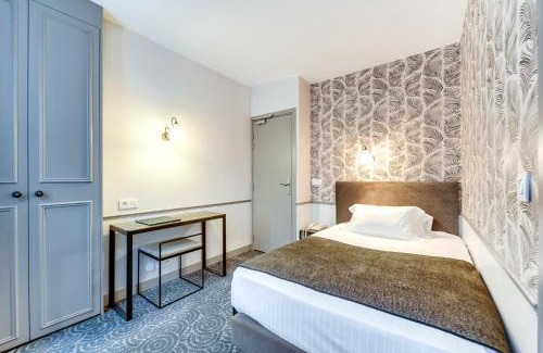 Passy Hotel | Elegant Stay at Passy Eiffel: Pet Friendly & Breakfast Included