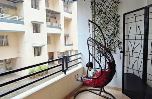 Baner Apartment | Pastel 3bhk near Balewadi Hi-St Baner