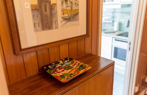 Lordelo do Ouro e Massarelos Apartment | Relaxing Riverfront Stay at Pasteleira Apt - Rated 9.4/10