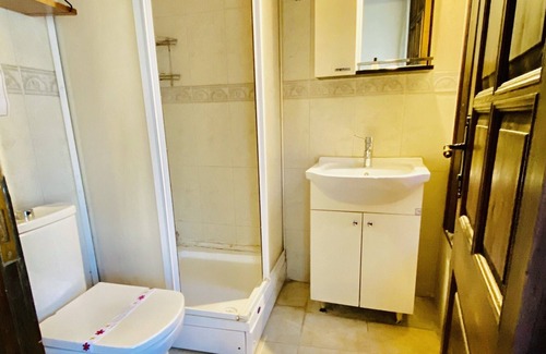 Konak Bed & Breakfast | Pastor Historical Apart Hotel The Gulf Of Izmir