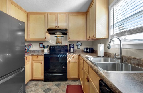 Laurel Hill House | Unforgettable Oceanfront Escape at Pastor's House