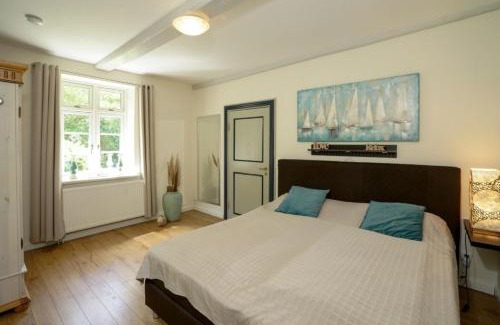 Uelvesbull Apartment | Oceanfront Retreat at Pastors Stuv - Rated 8.6/10