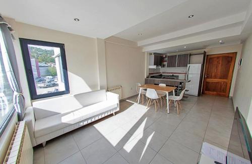 Province of Tierra del Fuego Apartment | Family-Friendly Escape at Patagonia Home - Rated 9.8/10