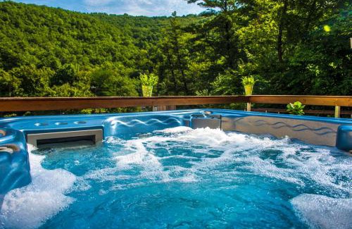 Szentendrei Hotel | Experience Patak Park Hotel Visegrád: Oceanfront Bliss Awaits