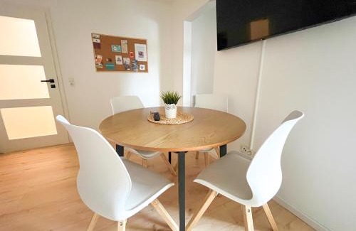 Zentrum-Sued Apartment | Oceanfront Vicinity KarLi - Guest Rated 9/10 for Families