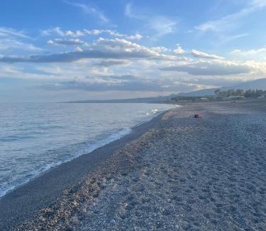 Recanati Apartment | Idyllic Pati's House: Oceanfront Escape with Private Beach